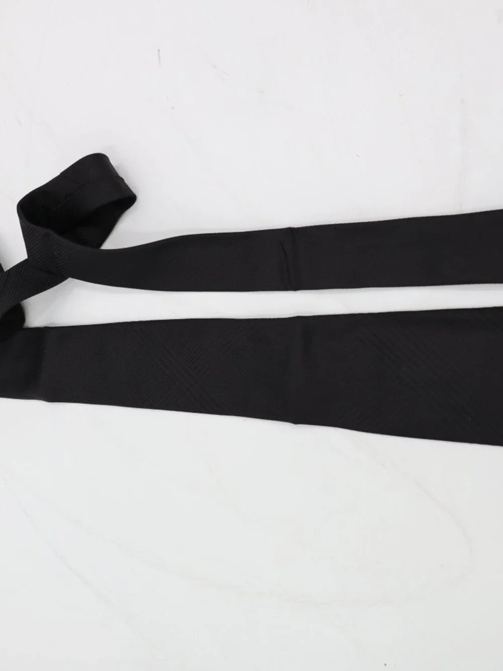 Burberry Tie mens L58 houndstooth Check Pattern Silk black formal dressy event